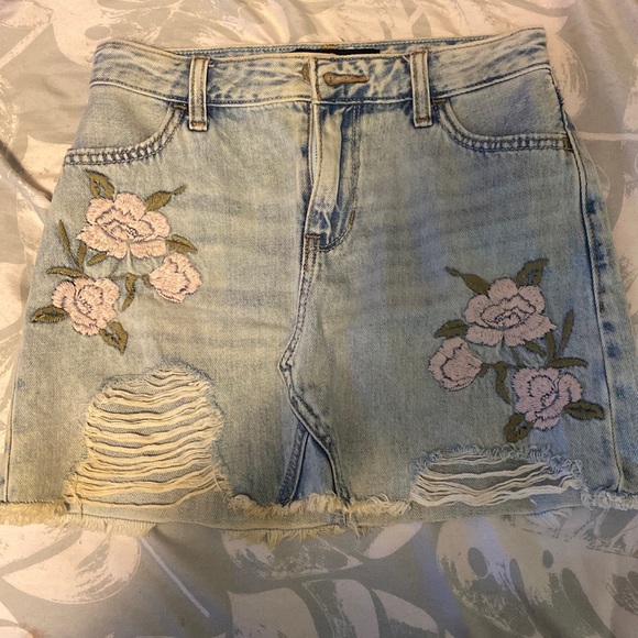 Hollister Dresses & Skirts - Womens Hollister Jean skirt with floral detail